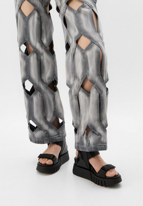 Босоножки United Nude