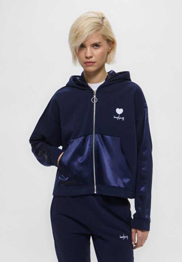 Толстовка Ice Play