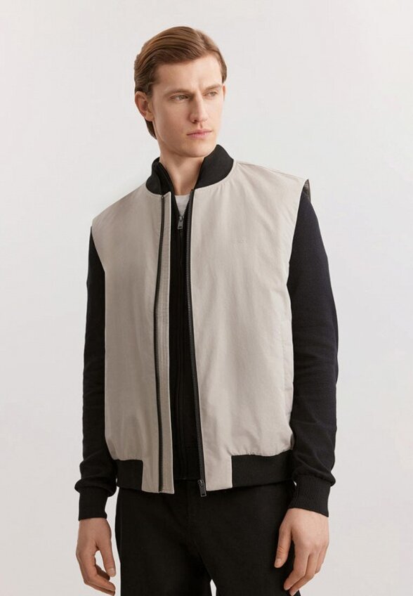 Жилет утепленный Baon