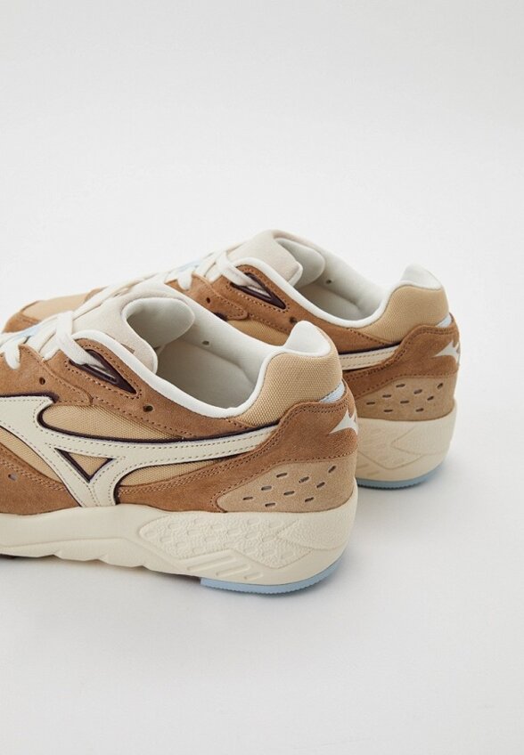 Кроссовки Mizuno