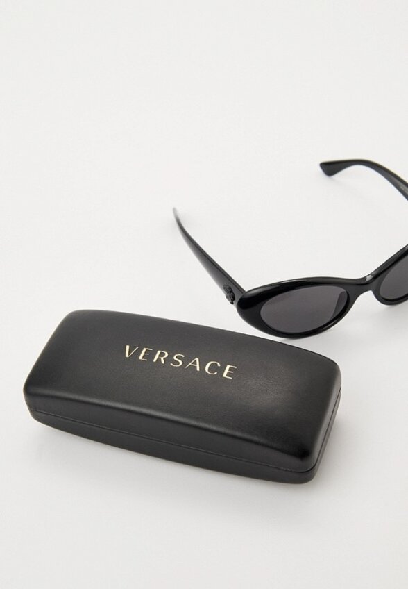 Очки солнцезащитные Versace