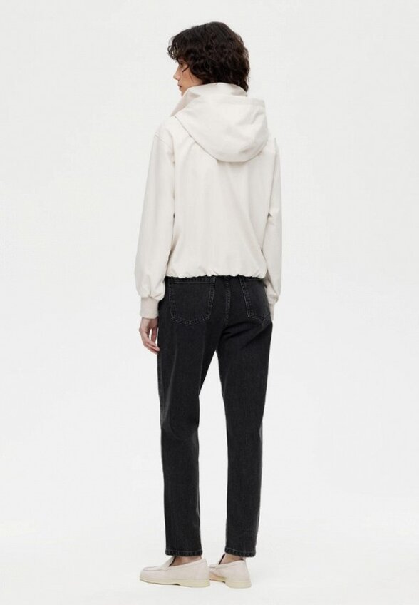 Ветровка Lusio