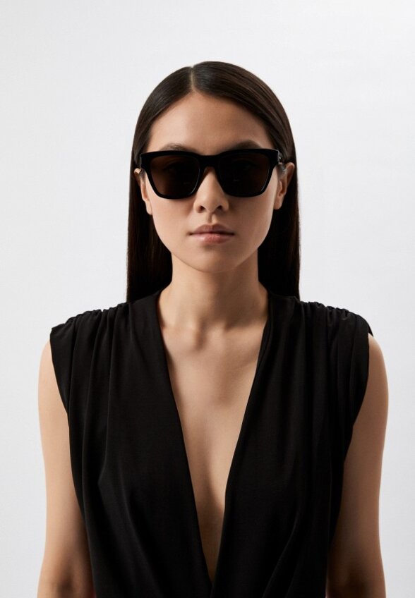 Очки солнцезащитные Saint Laurent