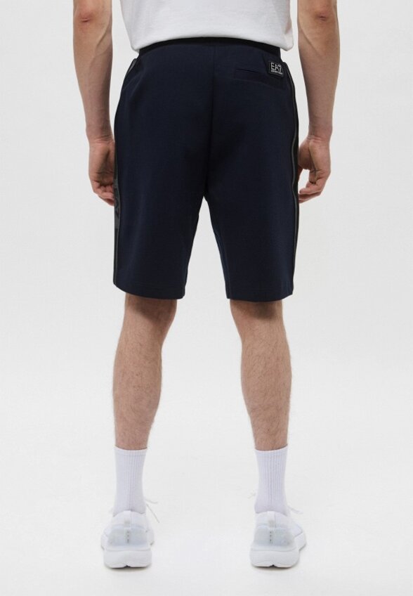 Шорты спортивные EA7