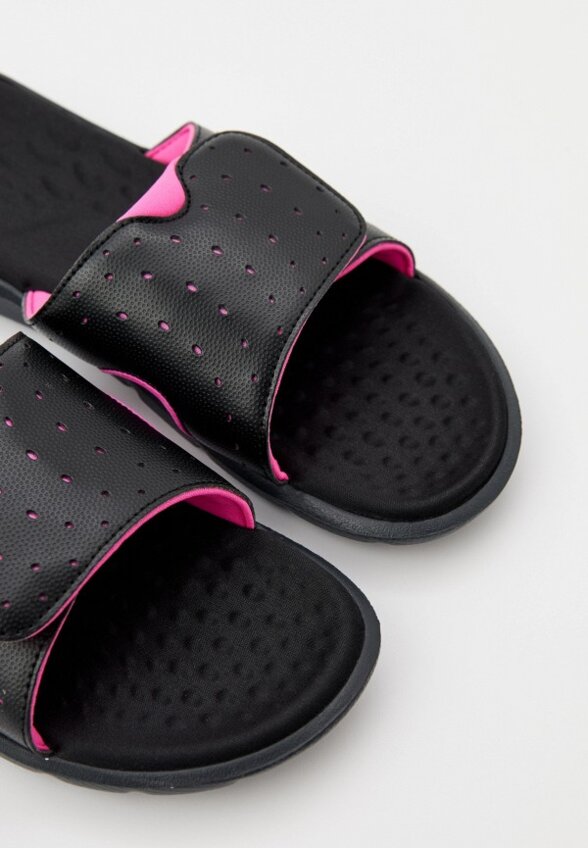 Сланцы Under Armour