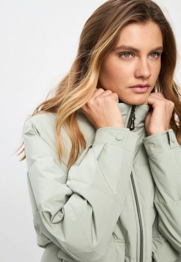 Ветровка Noele Boutique