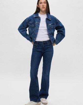Джинсы Guess Jeans женщинам