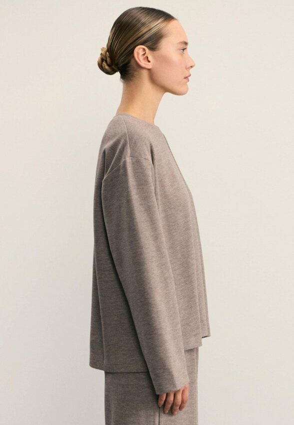 Лонгслив Zarina