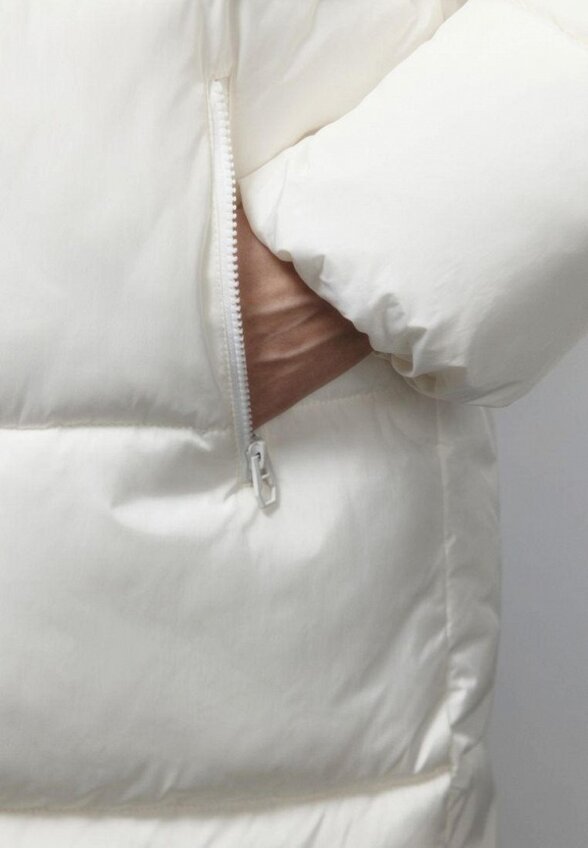 Пуховик Befree