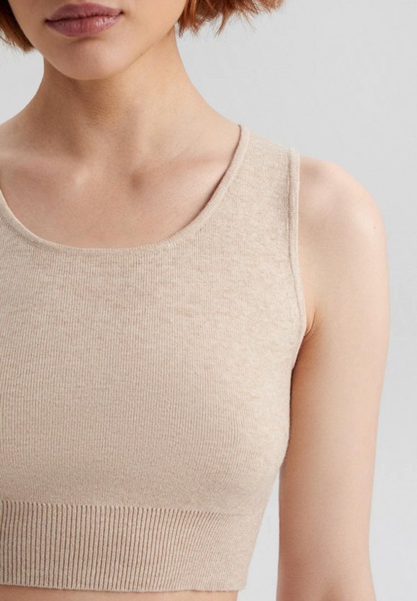 Топ To Be Blossom