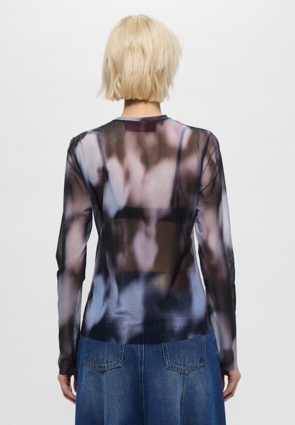 Лонгслив Red September