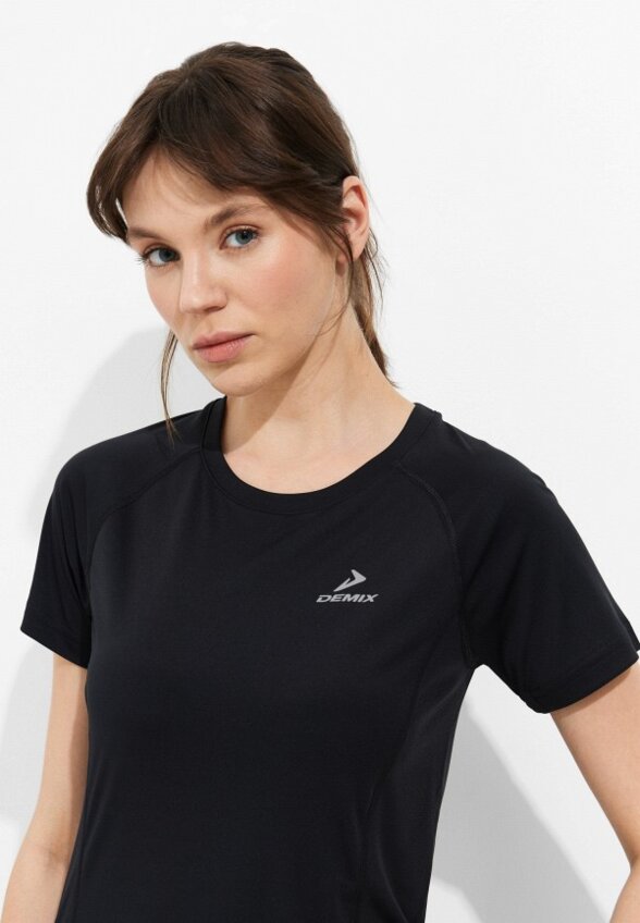 Футболка спортивная Demix