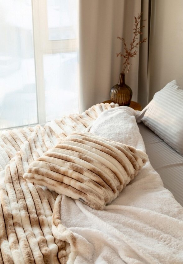 Наволочка декоративная DeNastia