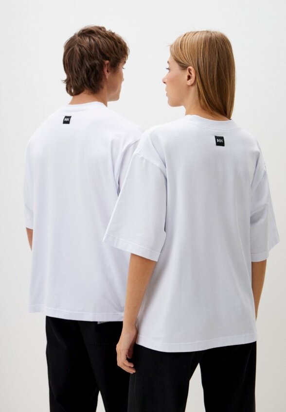 Футболка DNK