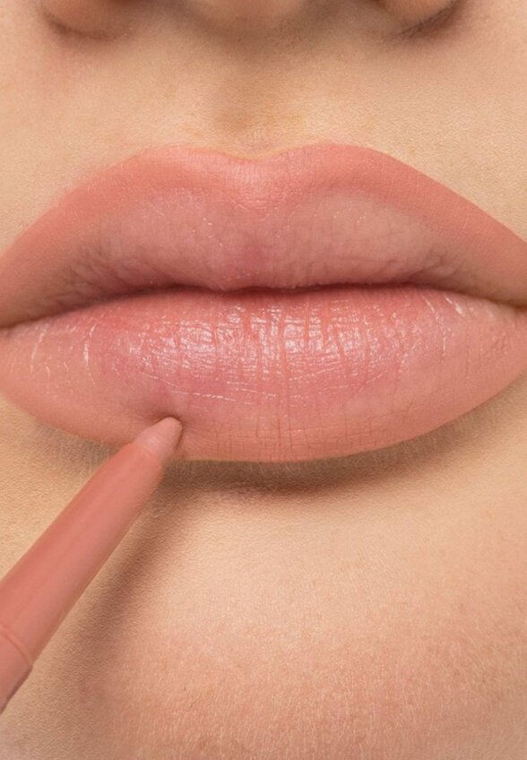 Карандаш для губ Artdeco