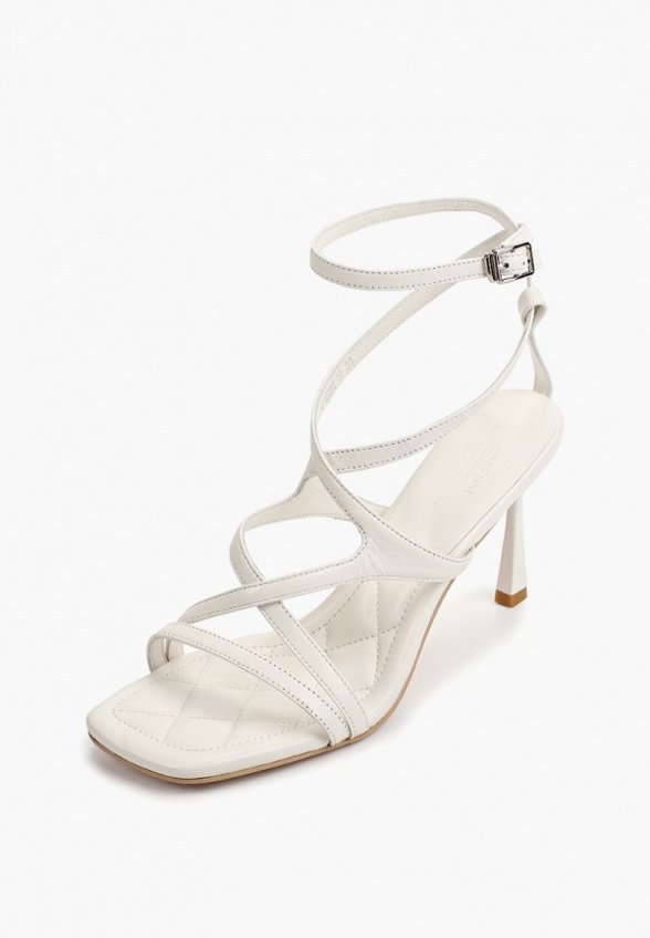 Босоножки Basconi