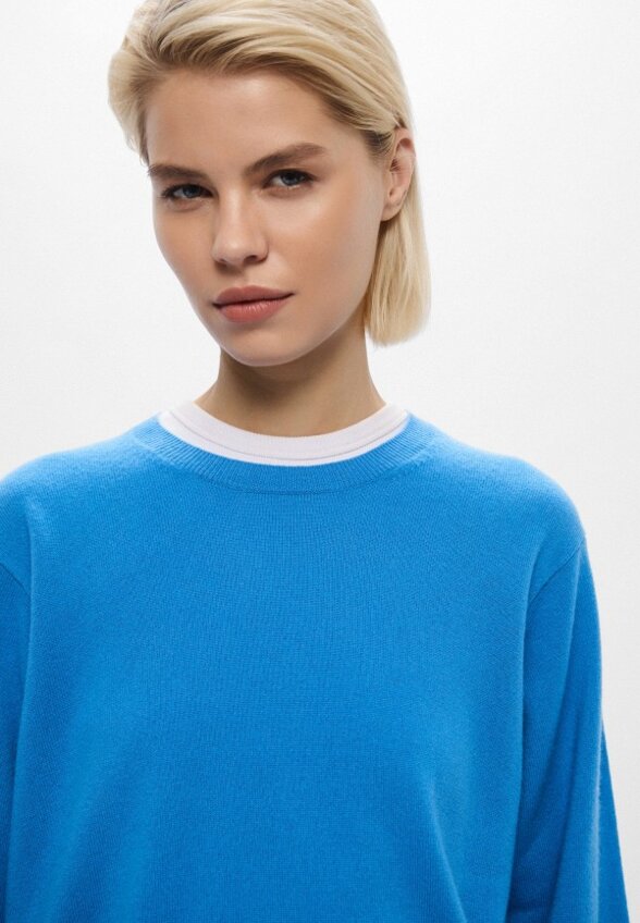 Джемпер Closed