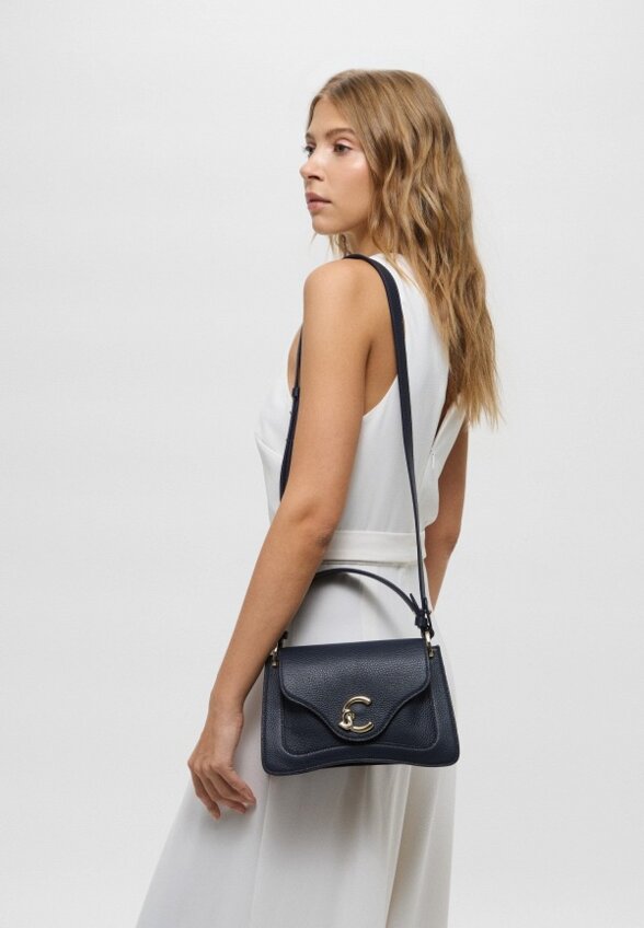 Сумка Coccinelle