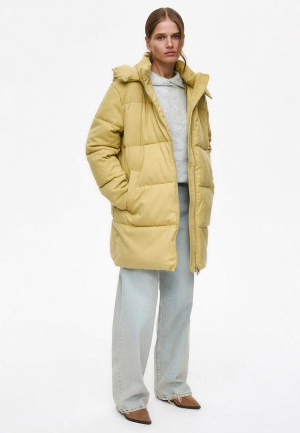 Пуховик Yollo