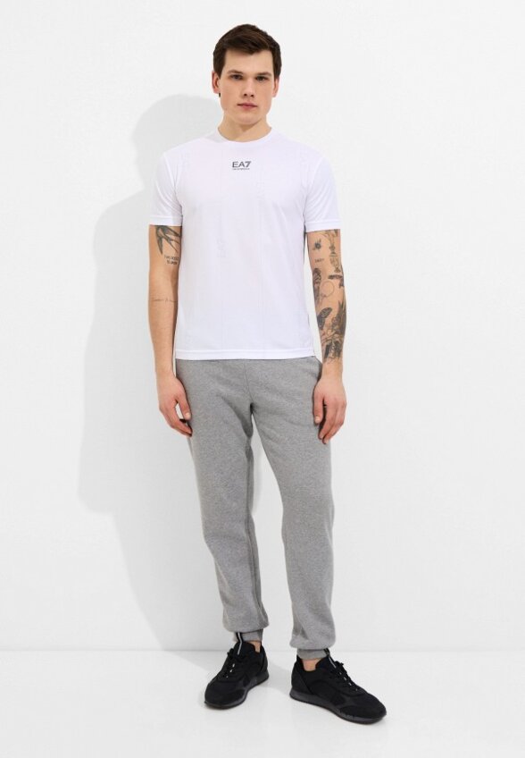 Футболка спортивная EA7