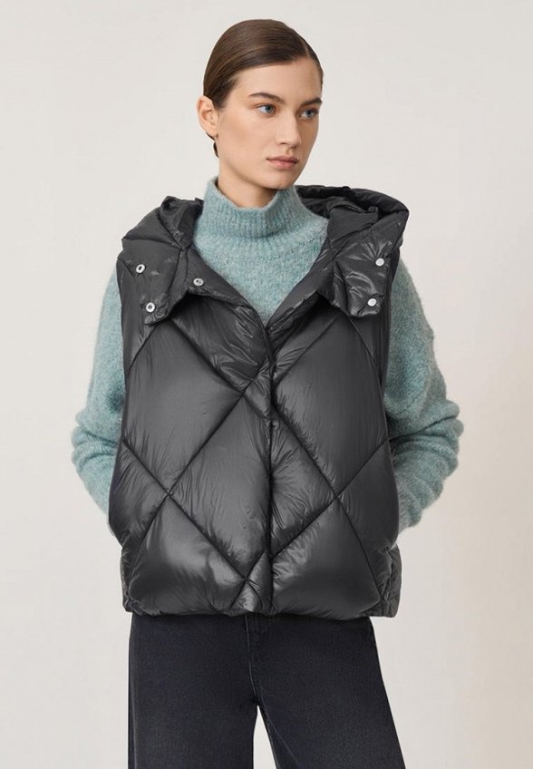 Жилет стеганый Baon