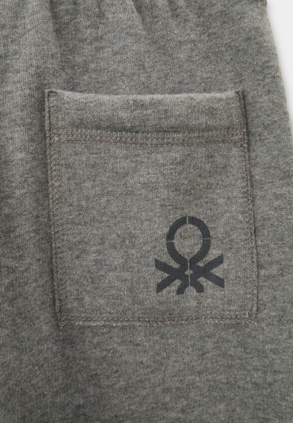 Брюки спортивные United Colors of Benetton