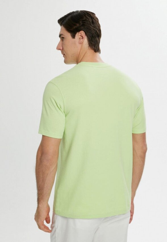 Футболка Finn Flare