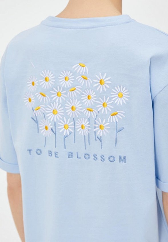 Футболка To Be Blossom