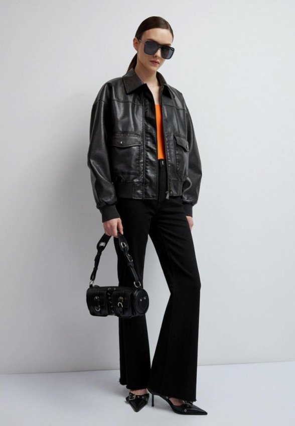 Куртка кожаная Vittoria Vicci