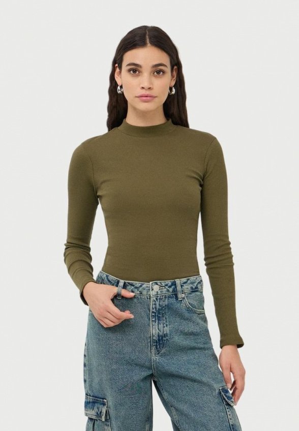 Джемпер Terranova