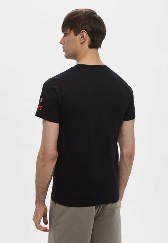 Футболка ASICS