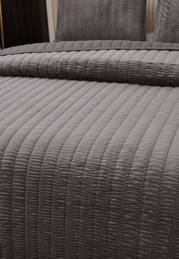 Комплект с покрывалом Sofi De Marko