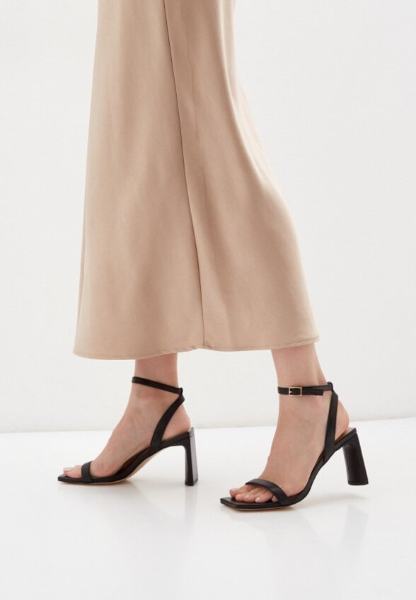 Босоножки Corso Como