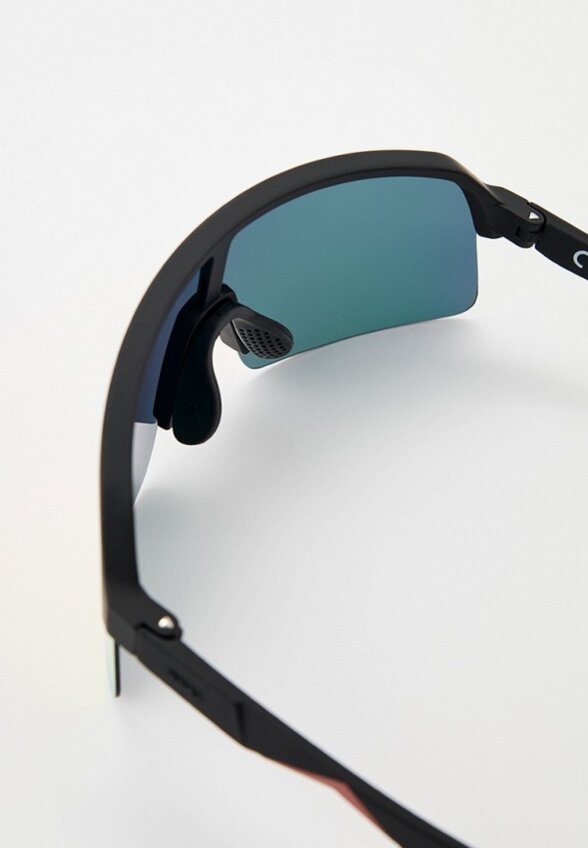 Очки солнцезащитные Invu