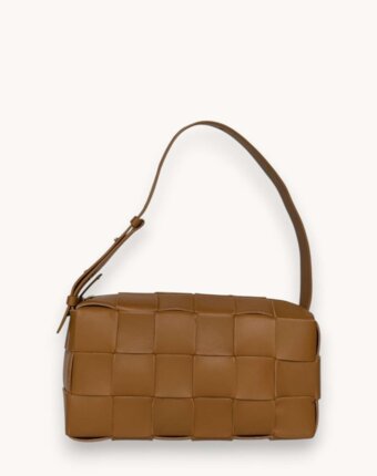Bottega Veneta Cassette женщинам