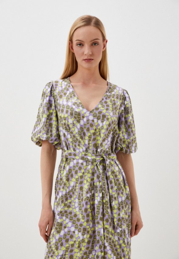 Платье b.young