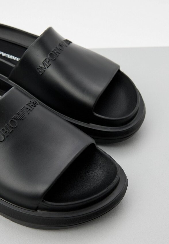 Сланцы Emporio Armani