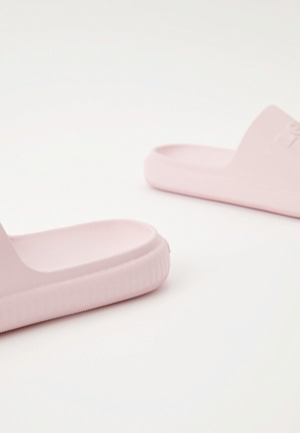 Сланцы Levi's®