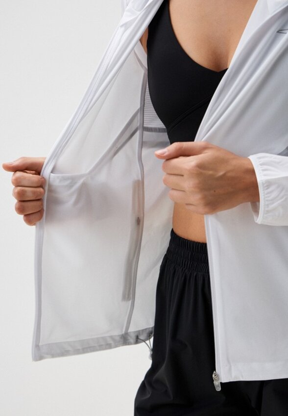 Ветровка Anta