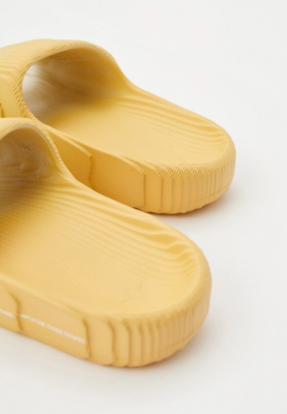 Сланцы adidas Originals