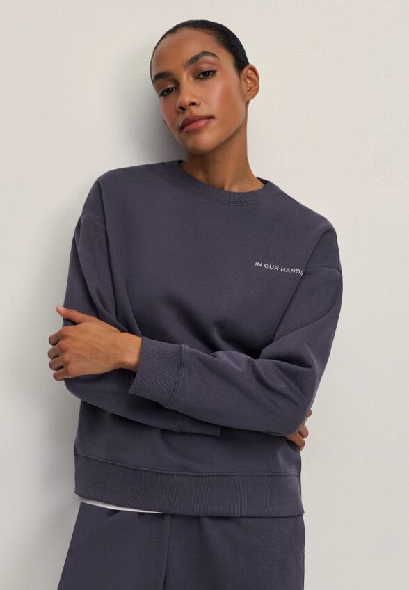 Свитшот Zarina