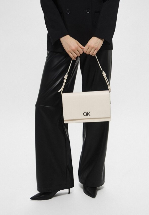 Сумка Calvin Klein