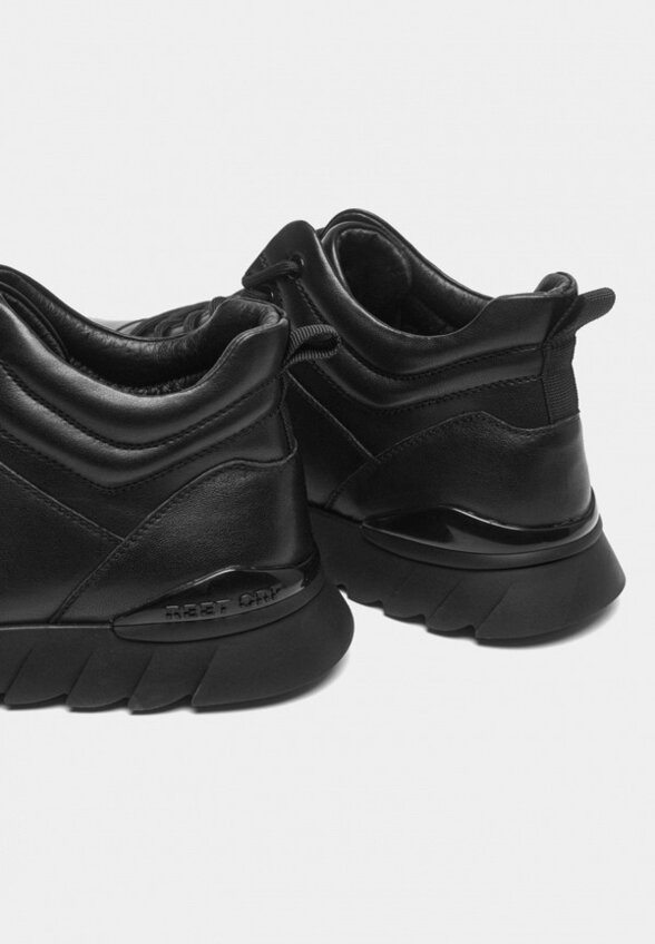 Кроссовки Bruno Renzoni