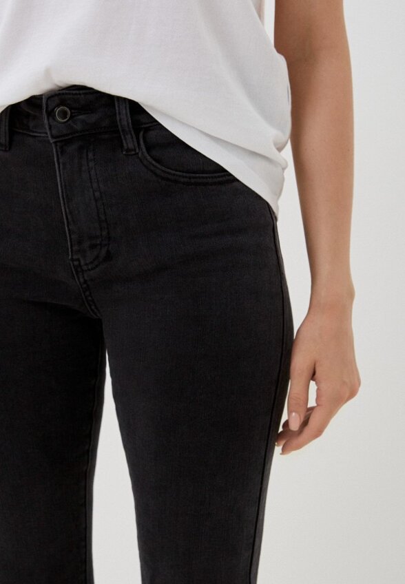 Джинсы Mossmore