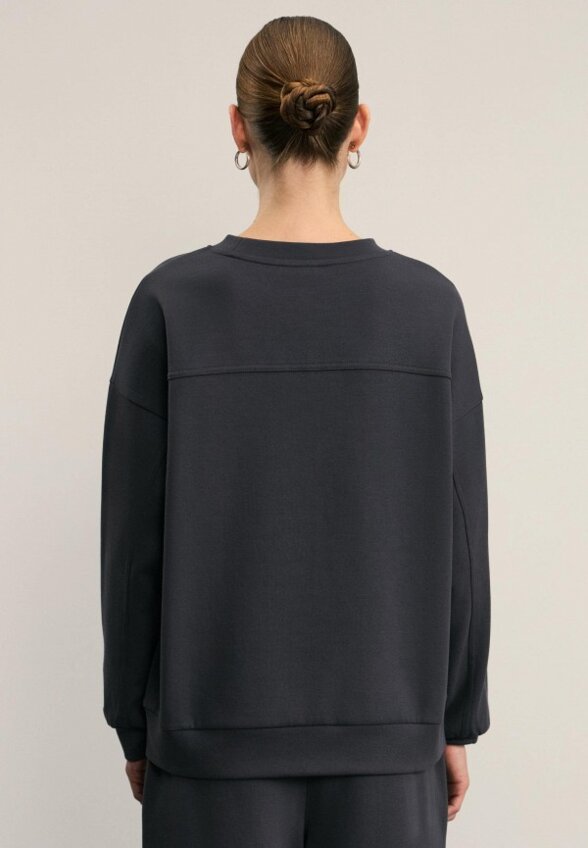 Свитшот Zarina