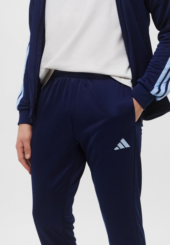 Костюм спортивный adidas
