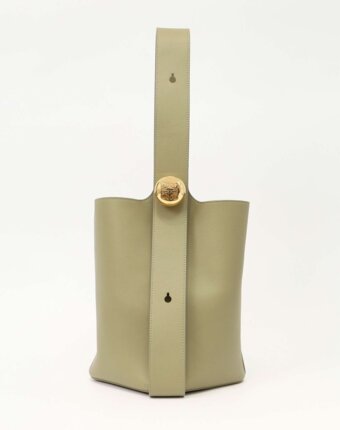 Loewe Pebble женщинам
