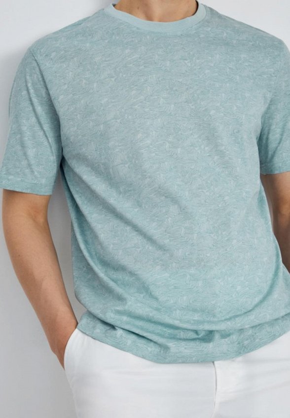 Футболка Finn Flare