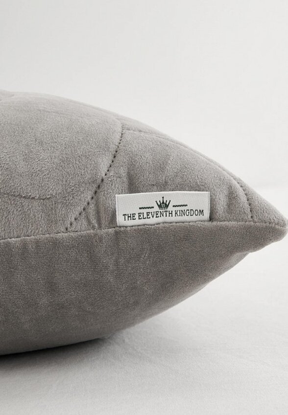 Наволочка декоративная The Eleventh Kingdom