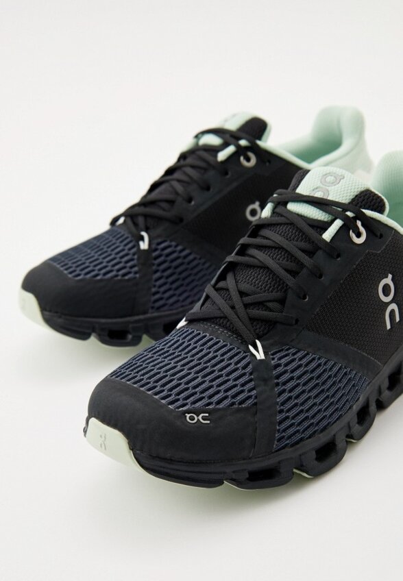 Кроссовки On